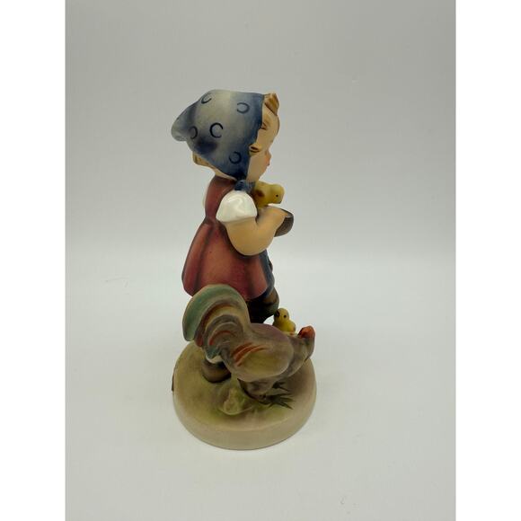 Vtg. Goebel Hummel "Feeding Time Girls With Chickens" Porcelain Germany Figurine - Picture 4 of 7